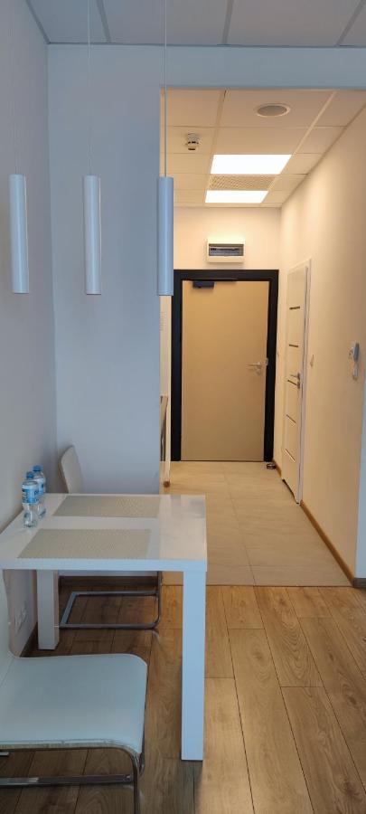 ורשה Apartamenty Comfort Na Alejach Jerozolimskich מראה חיצוני תמונה