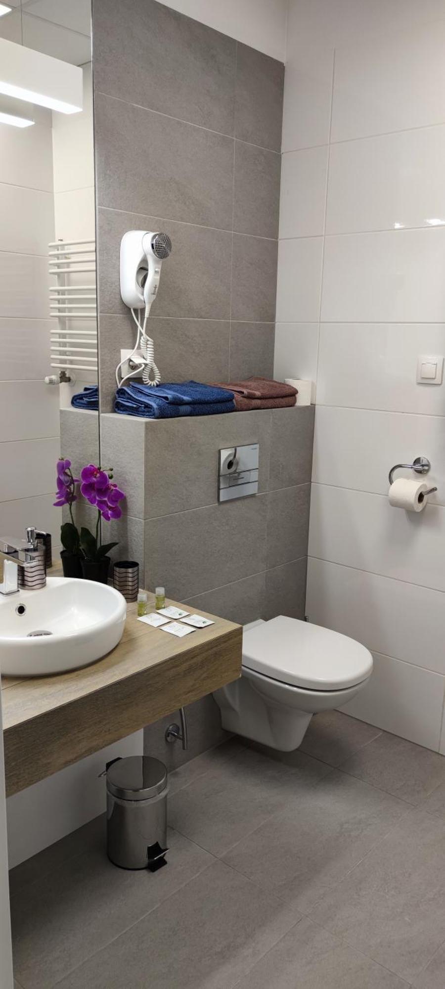 ורשה Apartamenty Comfort Na Alejach Jerozolimskich מראה חיצוני תמונה